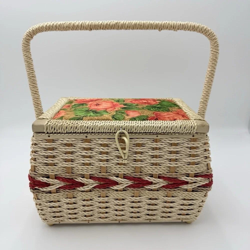 Vintage Singer Sewing Box Wicker Basket Floral Tapestry Lid Satin Lined No Tray